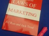 قانون طبقه» (The Law of Category) در کتاب ۲۲ قانون تغییرناپذیر بازاریابی